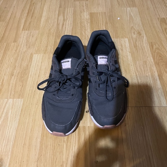 Adidas Running Shoes - Picture 2 of 3